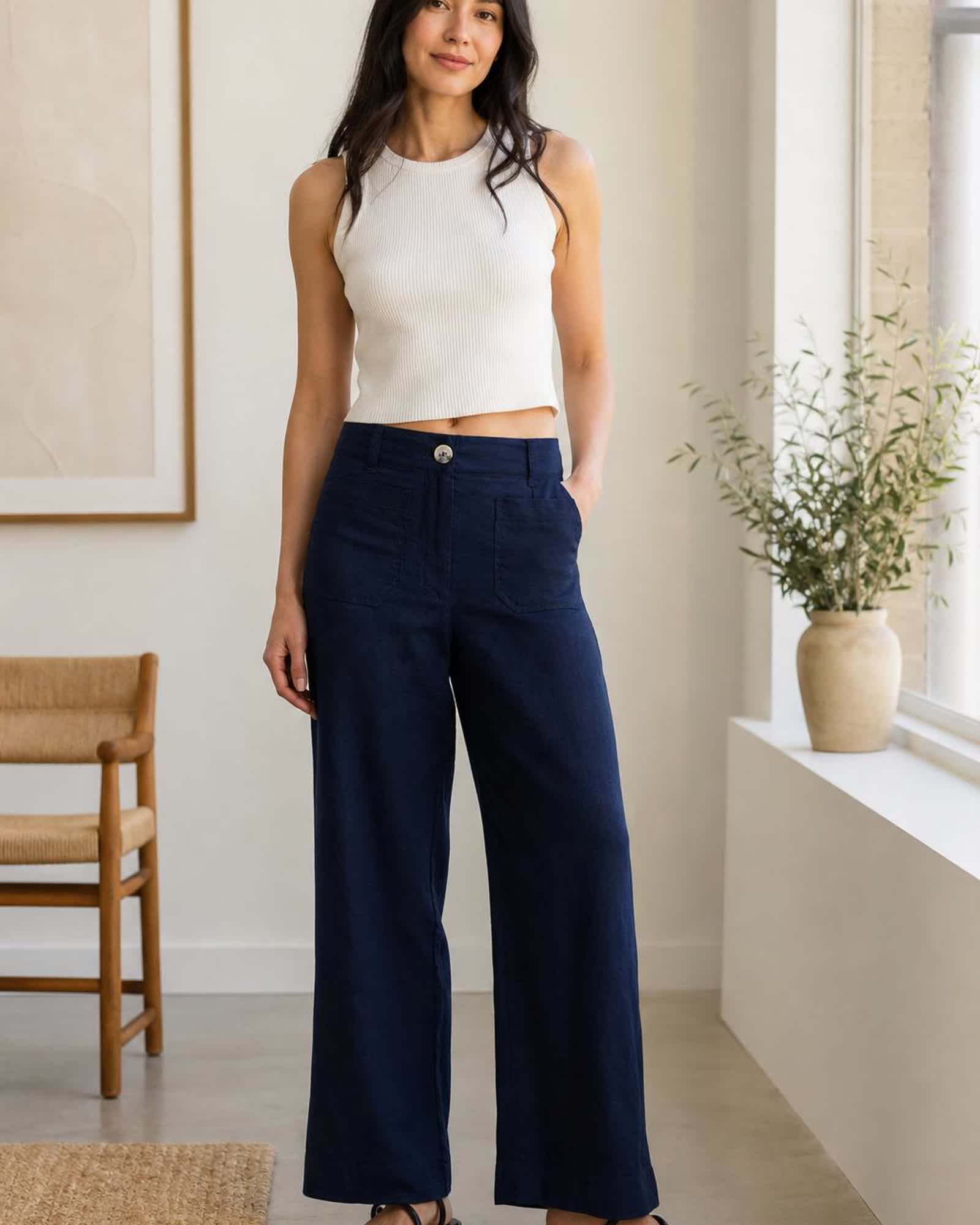 The European Linen Wide Leg Pant in Deep Navy